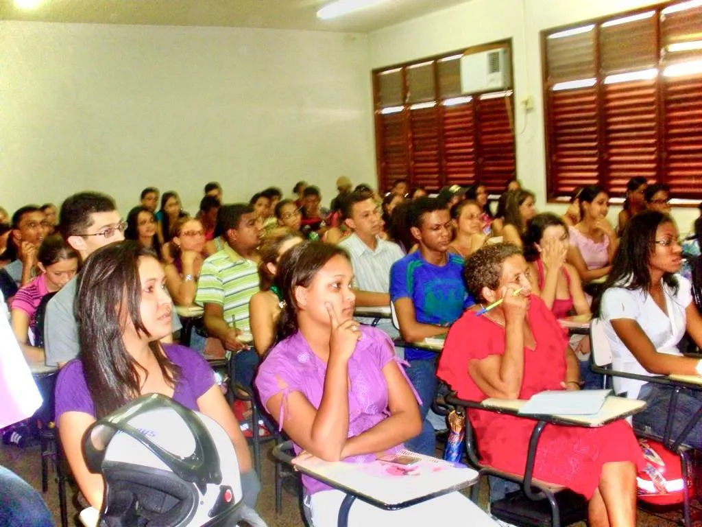 Ação Social – Pré-vestibular da Comunidade