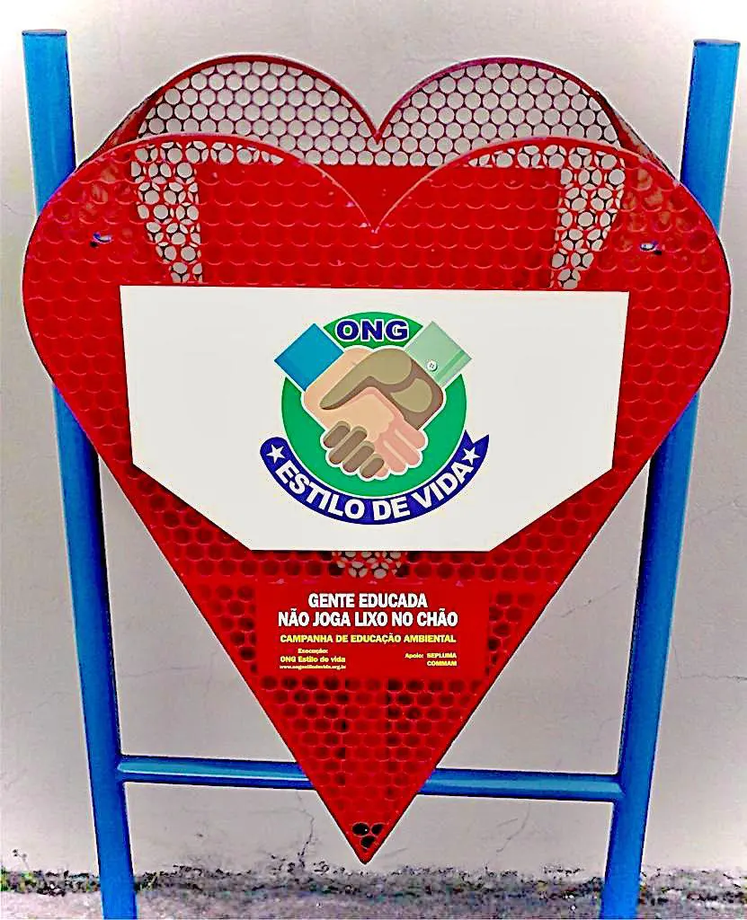 Projeto Lixeira Urbana Educativa